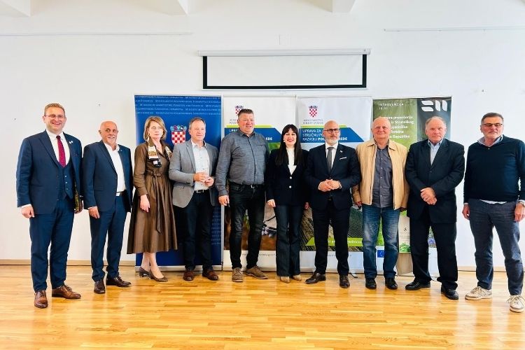 Slika /slike/Priopcenja/Panel - Tušek 13. 5. 2026 (4).jpg